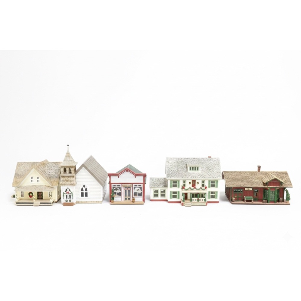 Hallmark Sarah Plain and‎ Tall Collection Miniature Village Buildings Set 1994